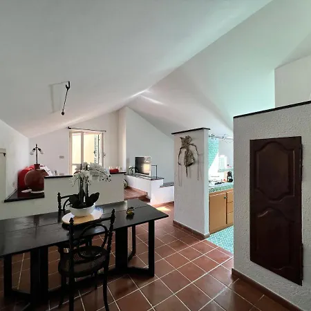 Mia's House By World *